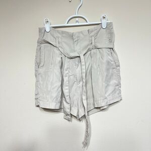 Abercrombie and Fitch Beige High Waisted Belted Shorts Small Women